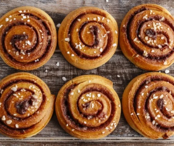 Svéd fahéjas csiga (Kanelbulle)