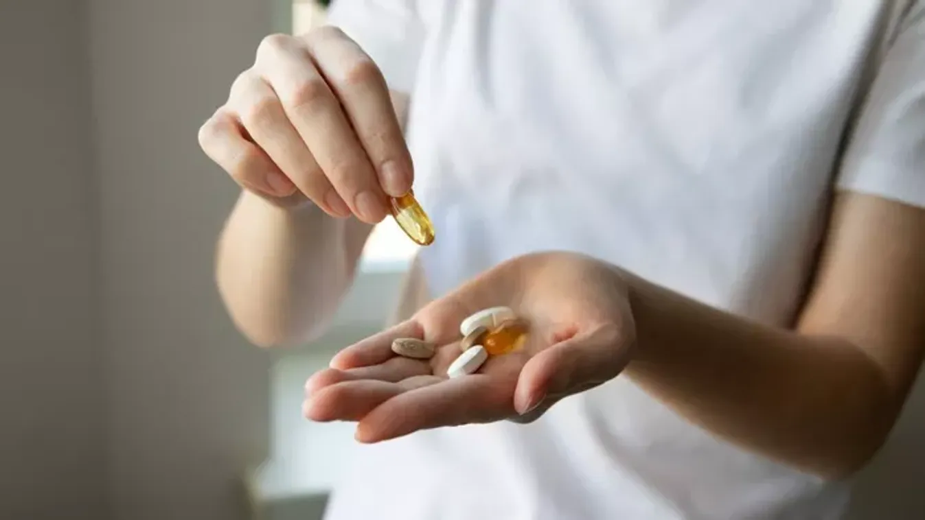Komoly hibát vétesz, ha egyszerre veszed be a vitaminjaidat - ezeket a kombinációkat kerüld!