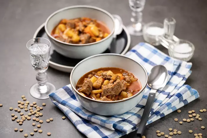 Lencsegulyás recept
