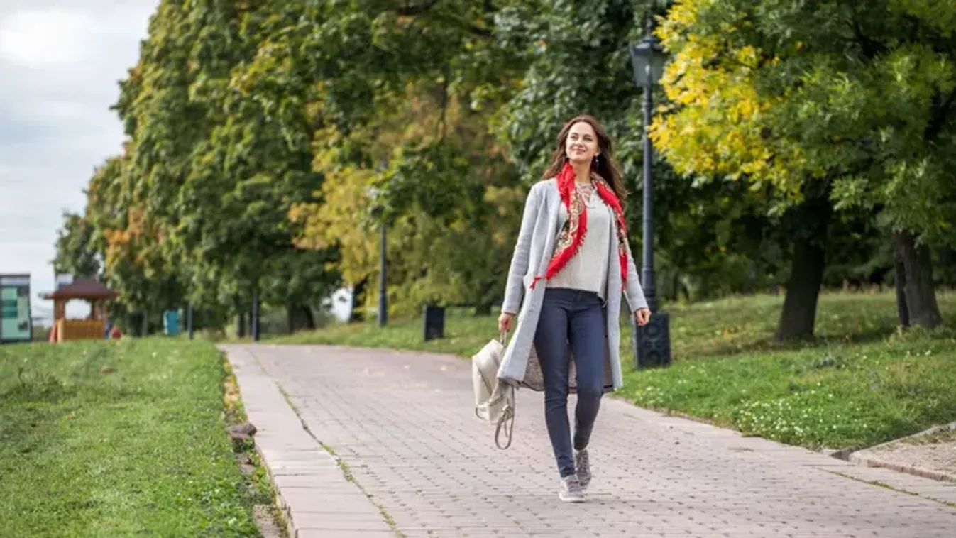 Ennyi séta kell a fogyáshoz a szakértők szerint