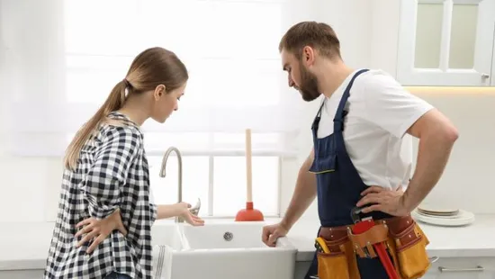 Eldugult a lefolyó? Ezt a megoldást ajánlja a vízvezeték-szerelő