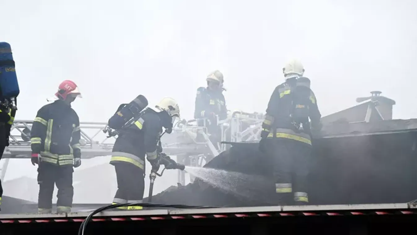 Elképesztő dolgot tettek a szolnokiak a leégett Evezős Csárda ügyében