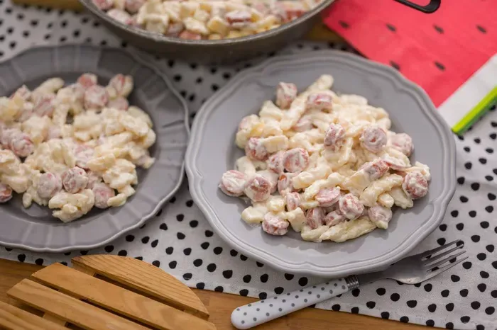 Tejfölös-virslis sztrapacska recept