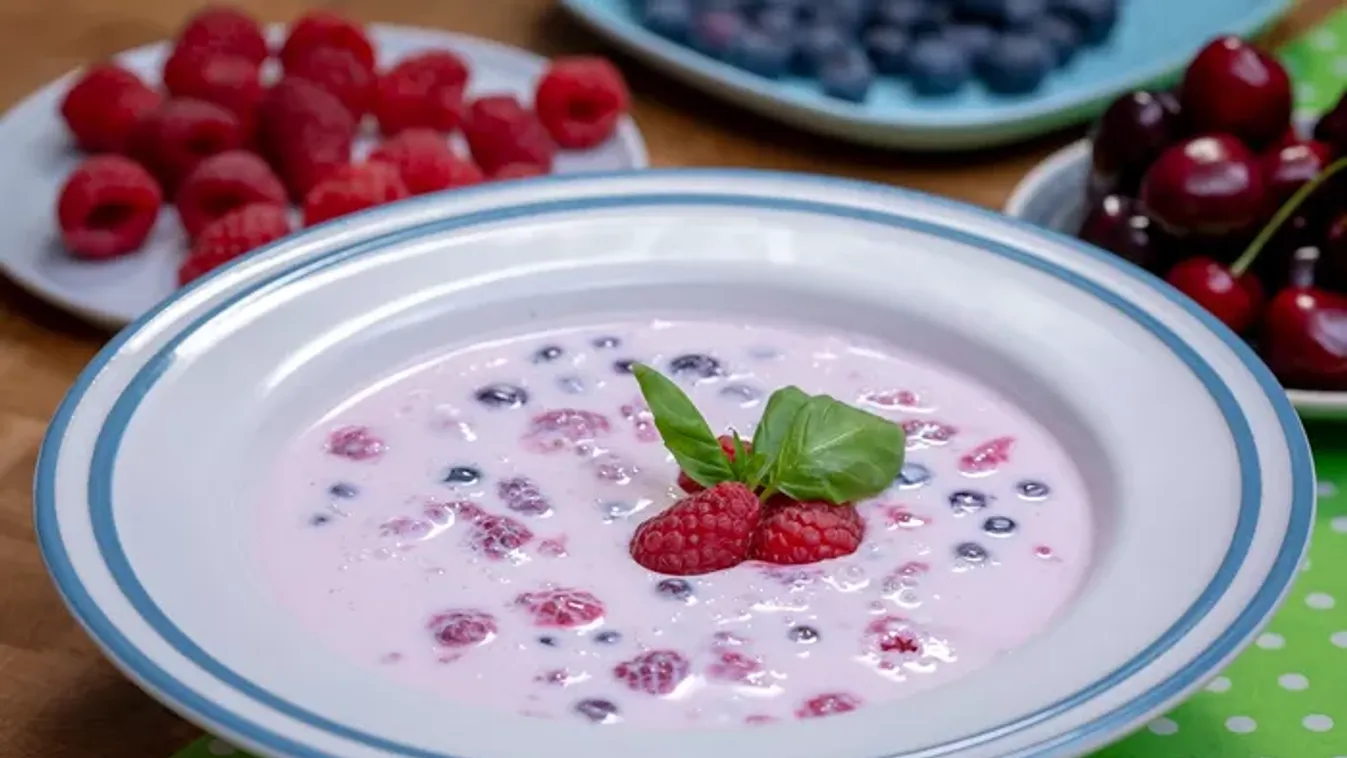 Hideg gyümölcsleves főzés nélkül recept