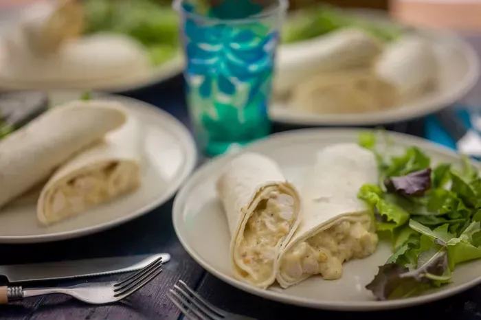 Csirkés-négysajtos tortilla recept