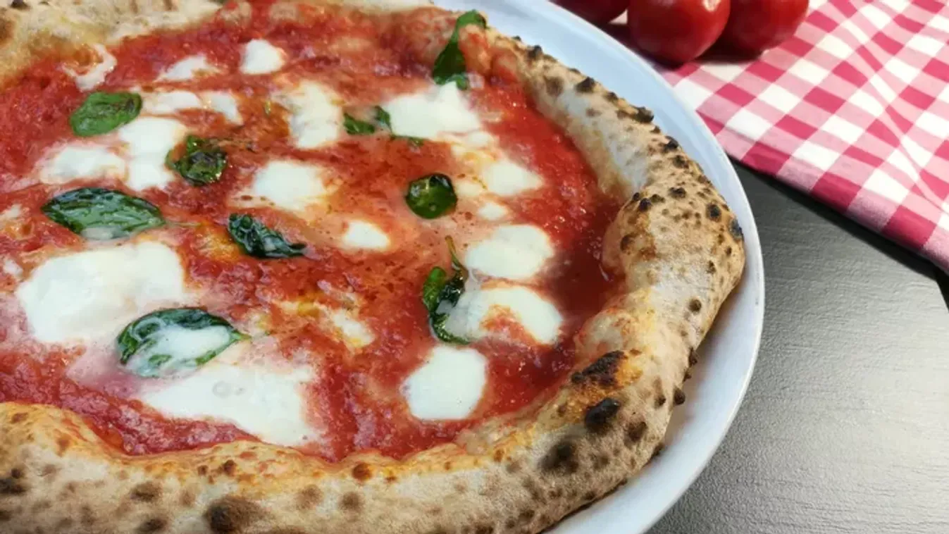 Nápolyi pizza