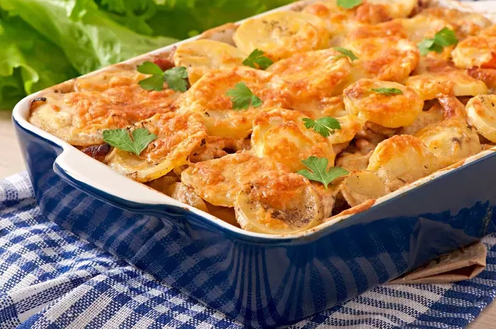 Húsos tepsis krumpli recept