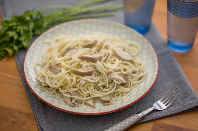 Laskagombás carbonara spagetti