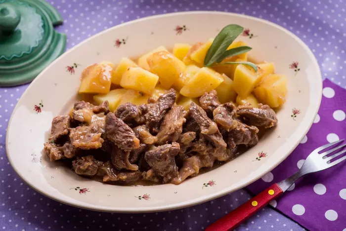 Borsos tokány	 recept