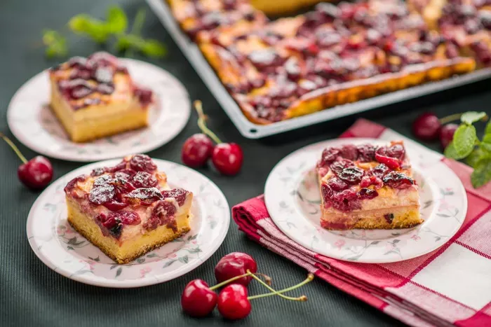 Cseresznyés-tejfölös lepény recept