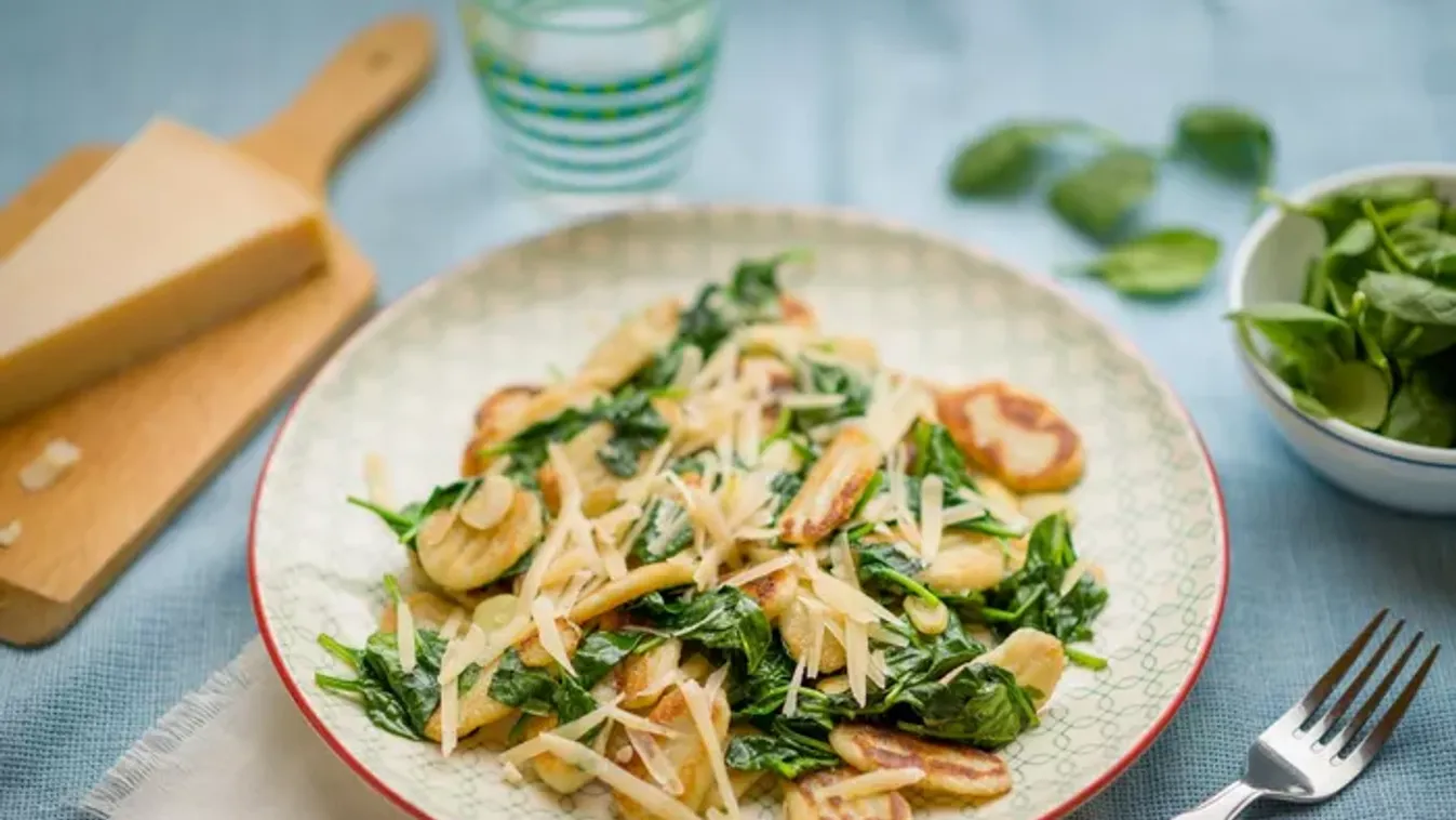 Ropogós spenótos gnocchi 	
