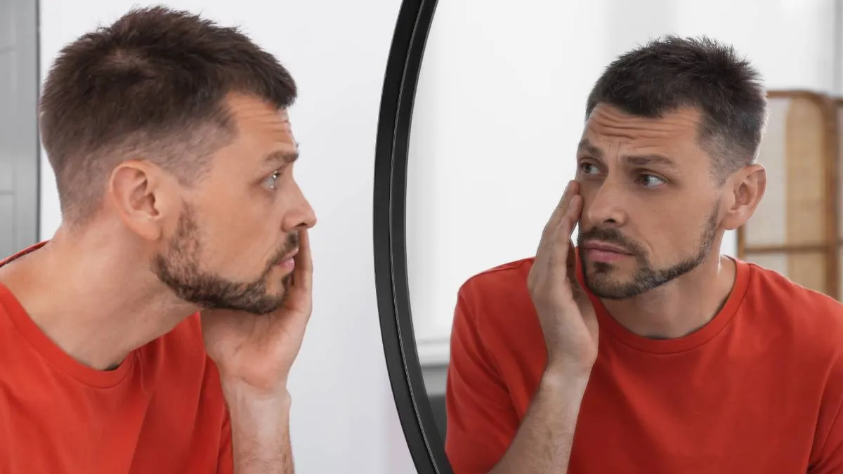 Nem csak vérvétel mutatja ki: a magas koleszterin látható jele a szemed körül is megjelenhet