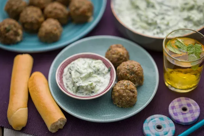Görög fasírt tzatzikivel  recept