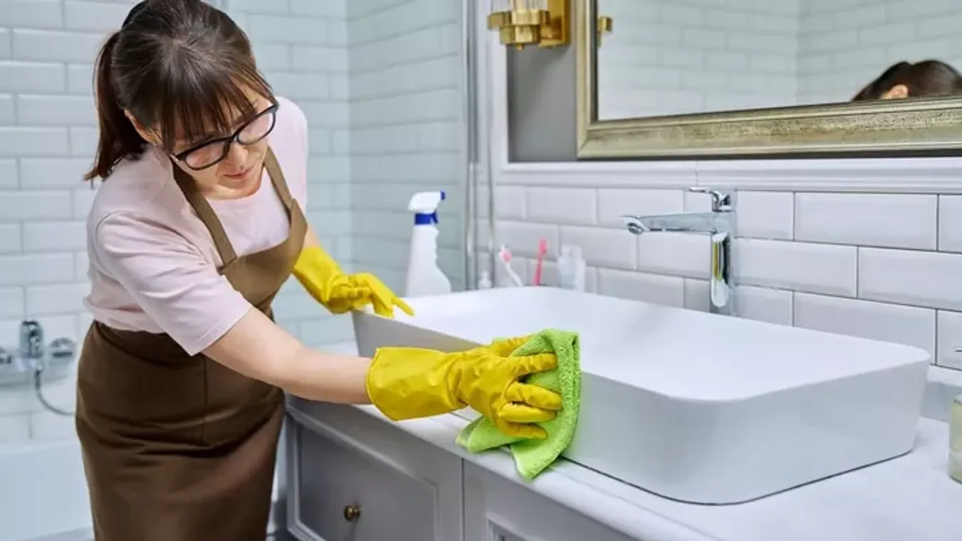 Rejtett baktériumtelepek a fürdőben: 12 rész, amit mindenki kihagy takarításkor