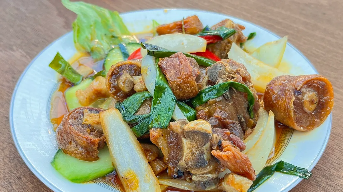 Sült malacfarok, kaparó és mennyei pho leves is kóstolható a Vietnámi Street Food Fesztiválon