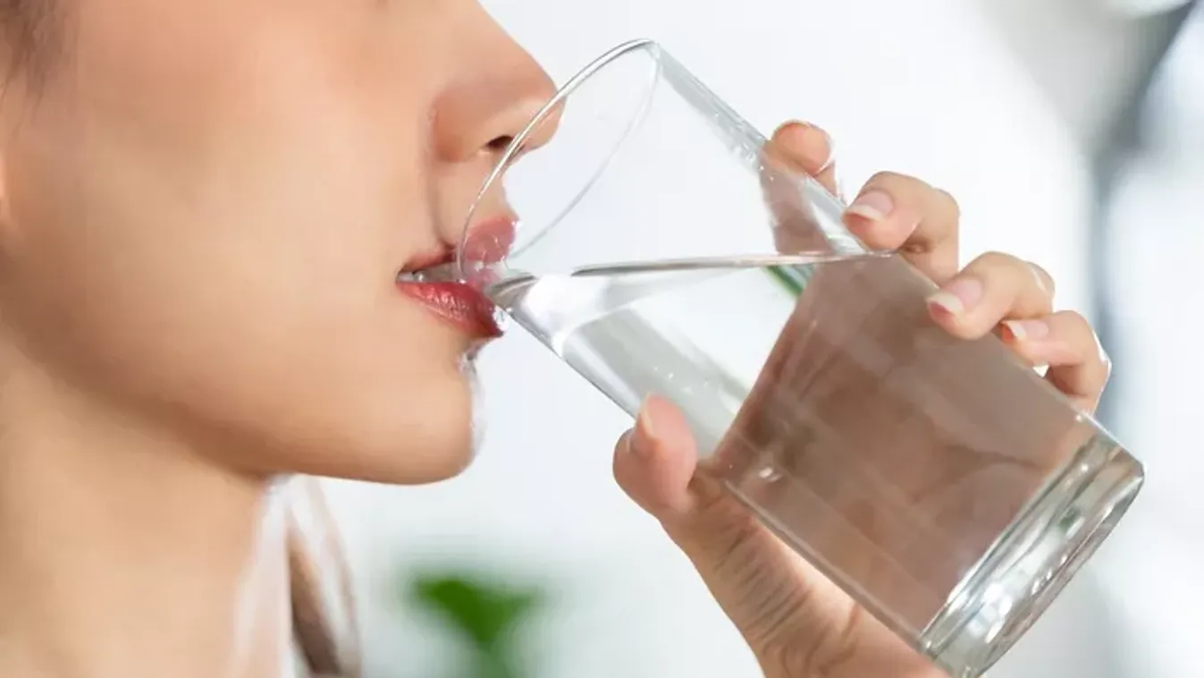 Napi 1 pohár ebből az italból és kimoshatod a zsírt a szervezetedből