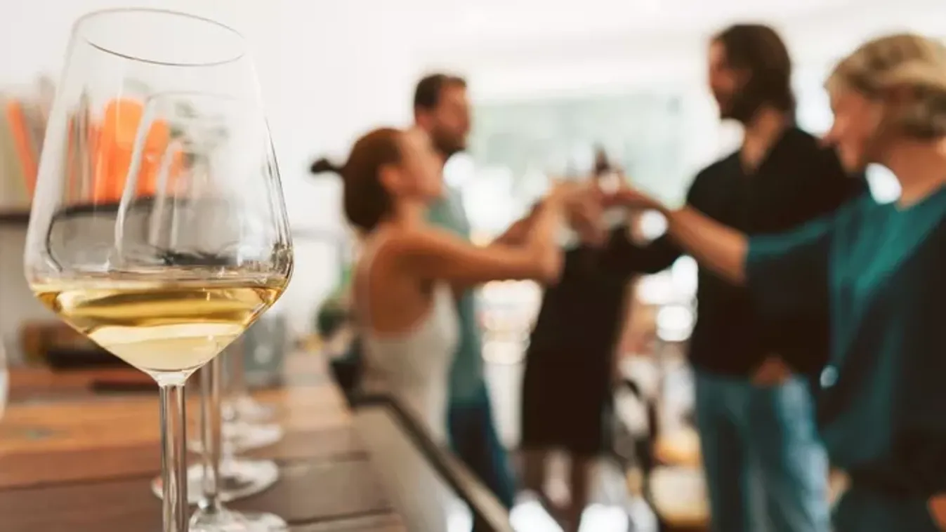 Játék és különleges kóstolás vár a Mindmegette standjánál a Budapest Borfesztiválon