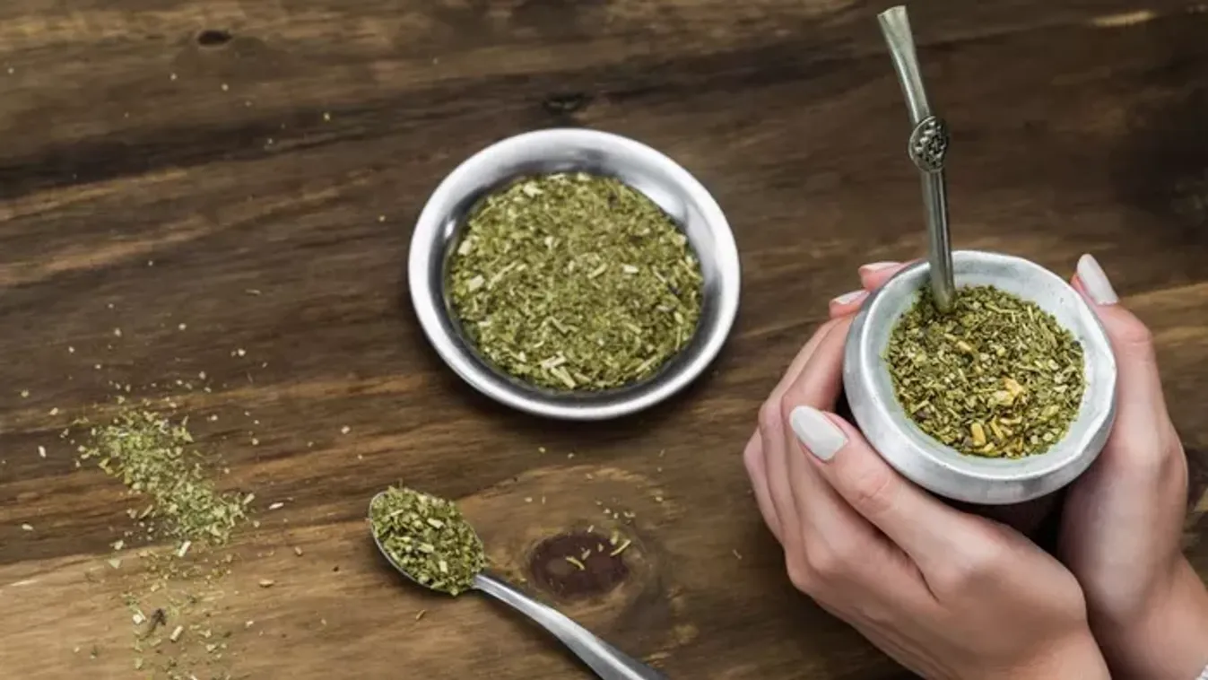 Kevés magyar ismeri, pedig ez az ital ütősebb, mint a kávé és még fogyaszt is!