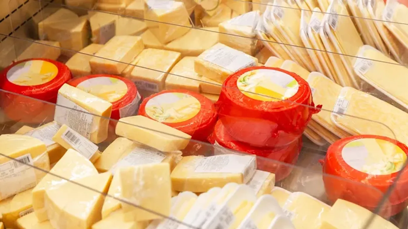 Súlyos betegséget okozó sajt került a magyar boltok polcaira