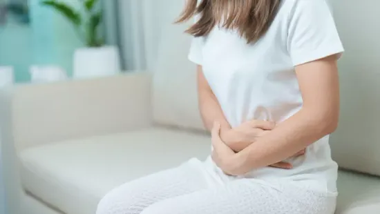 Endometriózis: ez az étrend csökkentheti a fájdalmat