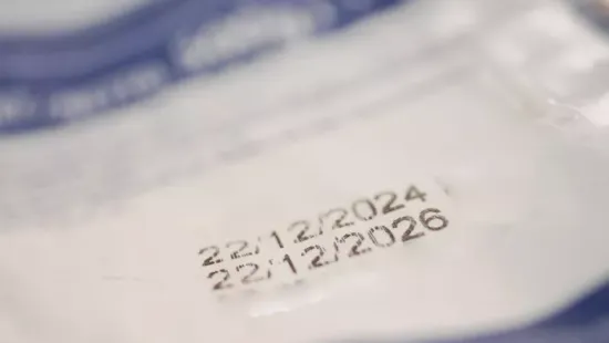 Hiába a lejárati idő, ez a 7 étel már előtte megromolhat!