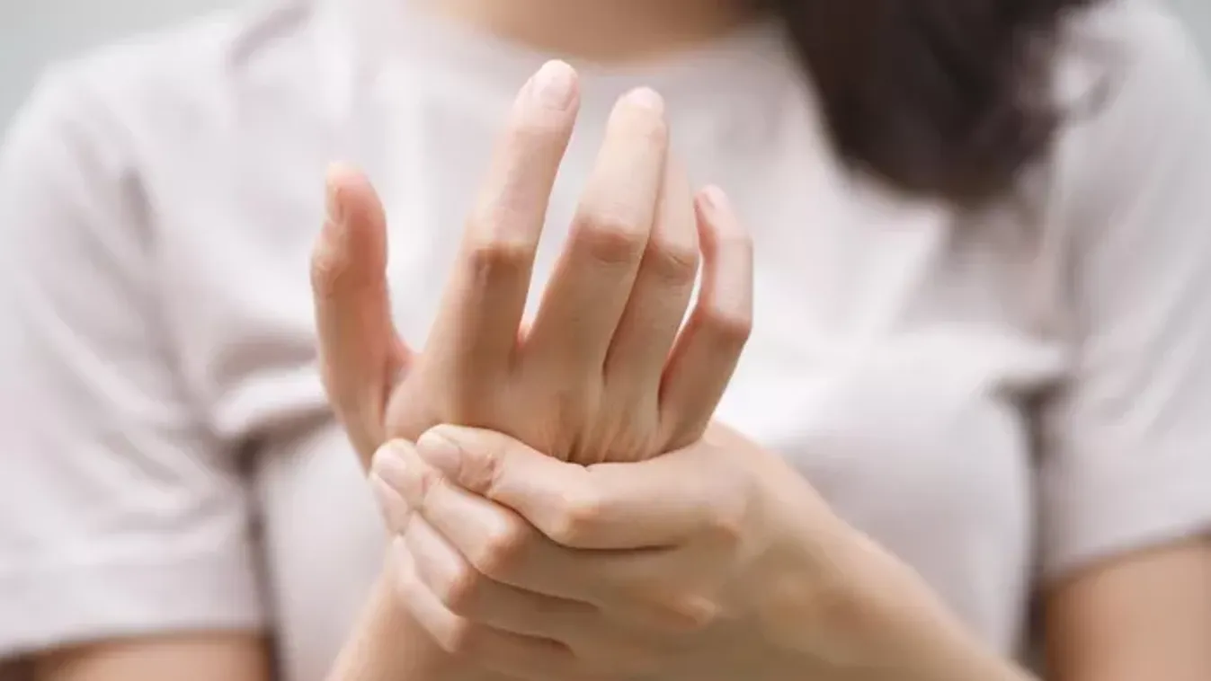 Természetes módszerek, amelyek enyhíthetik a reumás fájdalmakat