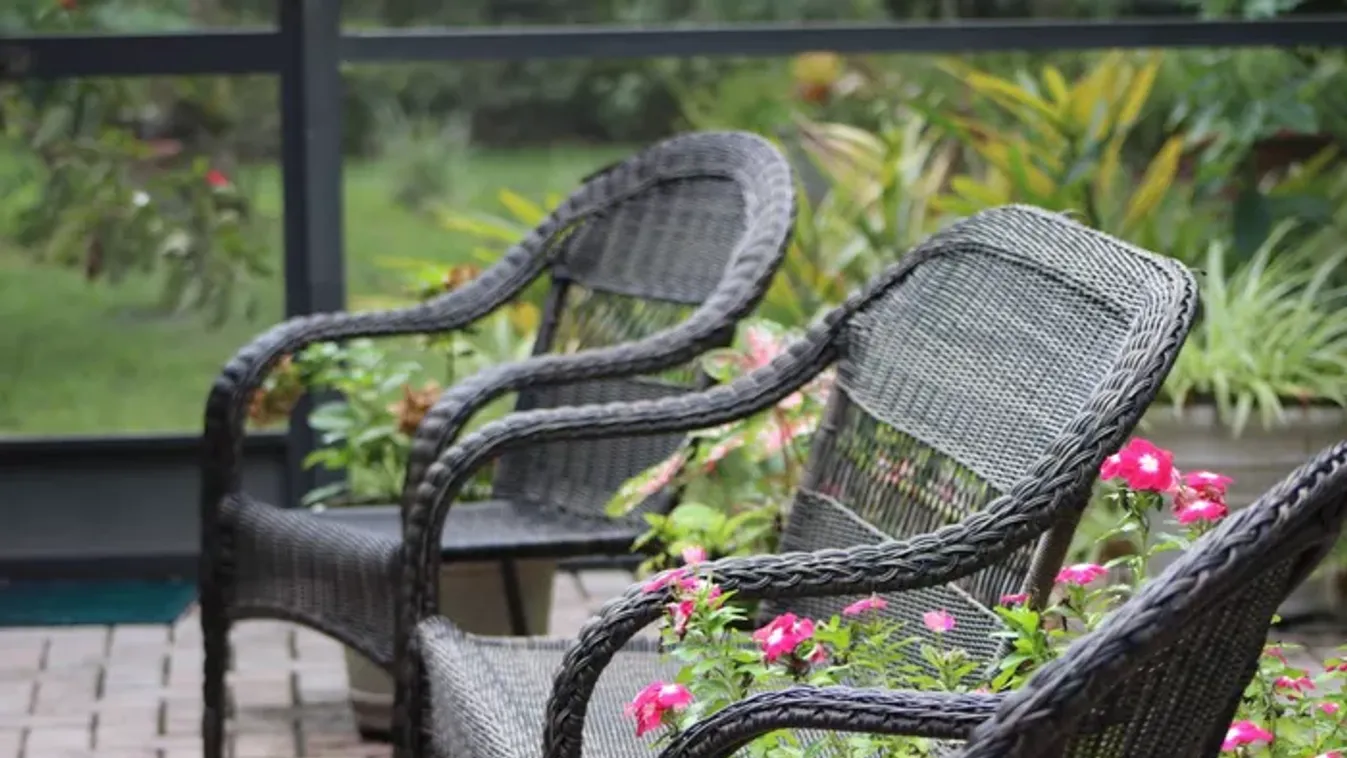 Itt a titok, hogy ne menjen tönkre a kerti bútor télen!