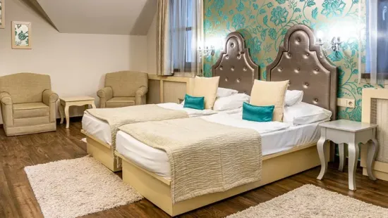 Őszi testi-lelki feltöltődés, téli esküvő a Varga Tanya Hotel, Konferencia és Szabadidő Központban