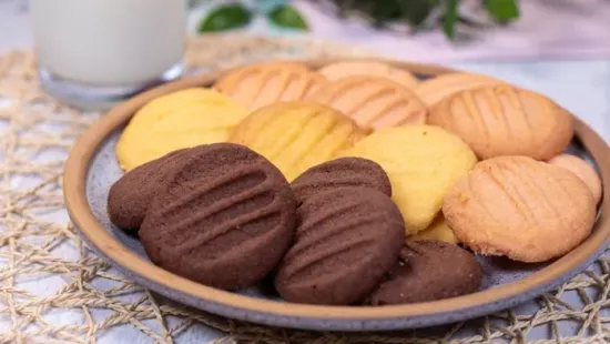 A 11 legfinomabb keksz receptje, nagyon csokis, omlós és zabpelyhes is van közte