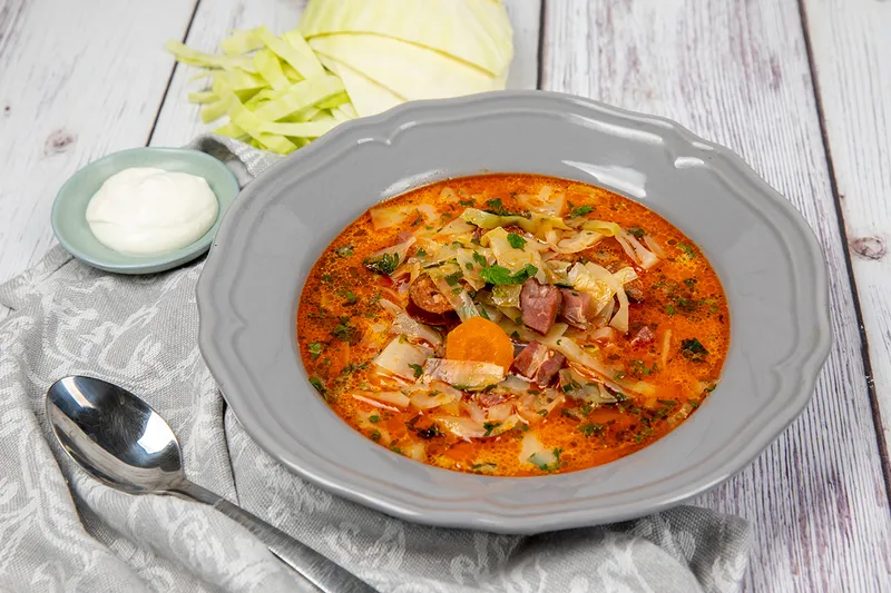 Magyaros káposztaleves