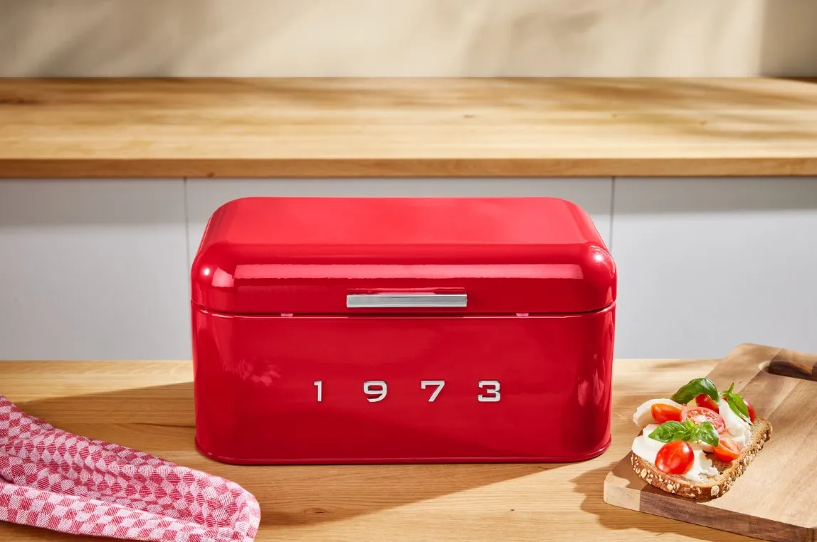 A Lidlben kapható SilverCrest kenyértartó elegáns darab