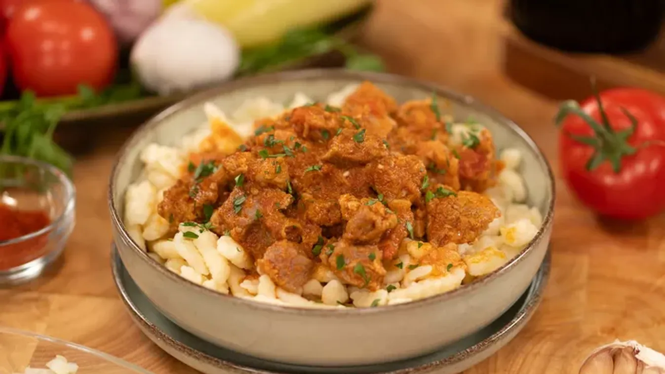 Sertéspörkölt recept