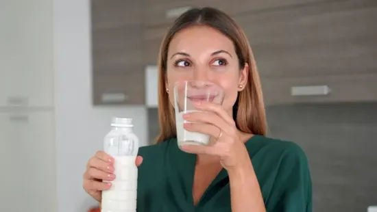 Ez a leghatásosabb esti ital a hasi zsír ellen