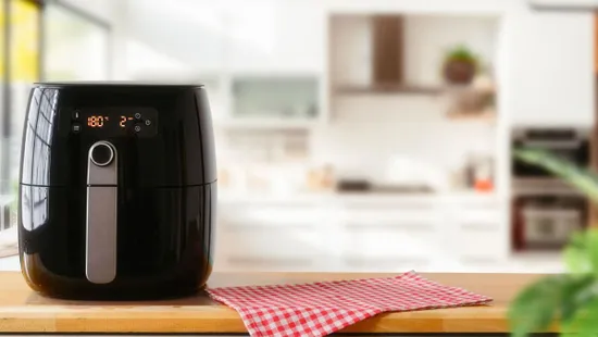 Ettől a filléres konyhai szertől ragyogni fog az air fryer – mutatjuk, hogyan használd