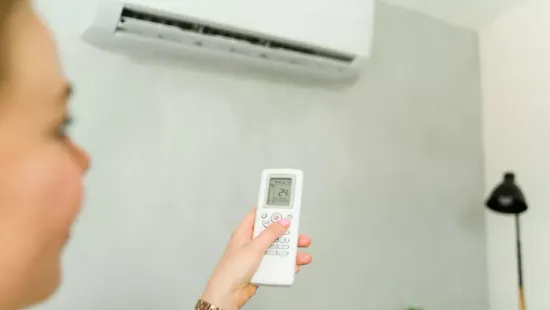 Infrapanel vagy klíma? – Így fűts energiatakarékosan az őszi-téli szezonban