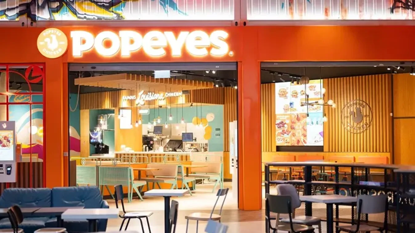 Olcsóbb a Popeyes? Ennyibe kerül egy menü a Meki és a KFC új riválisánál
