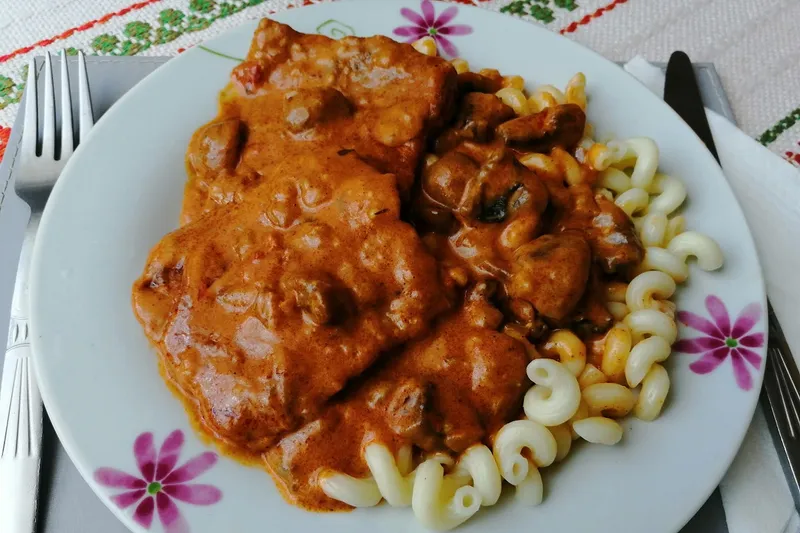 Karajszelet bakonyi módra