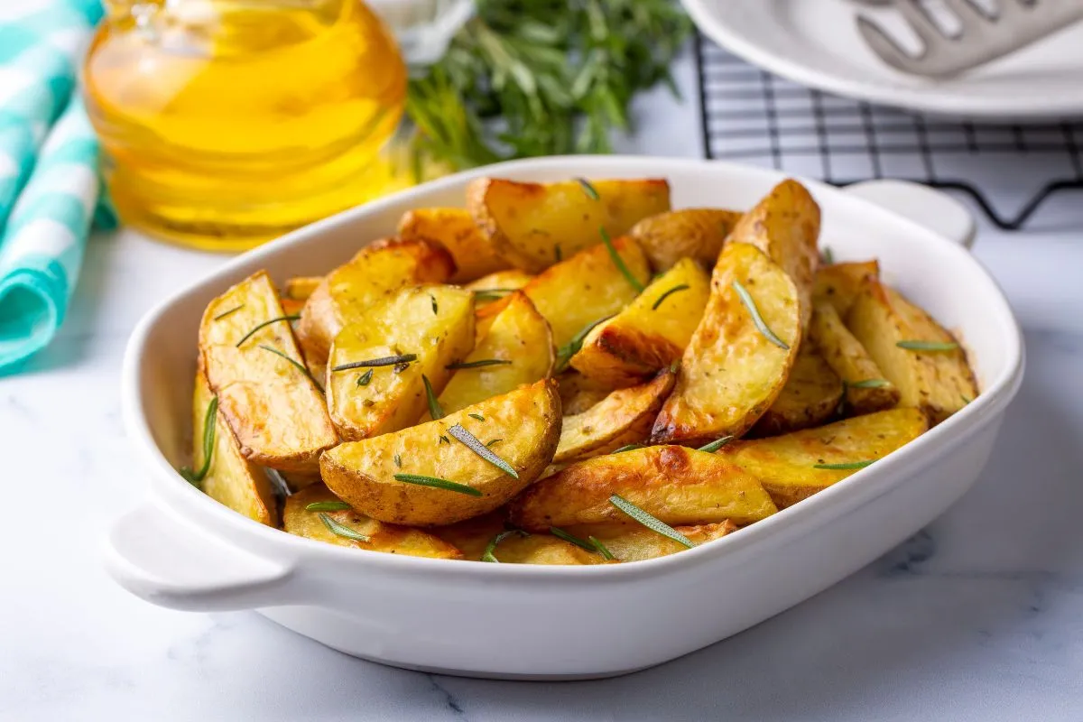 A tökéletes sült krumpli kívül ropogós, belül omlós