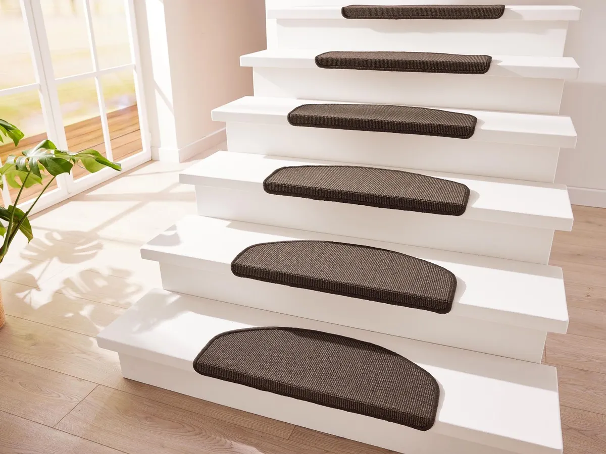 Lépcsőszőnyeg akció a Lidlben: 15 darabos LIVARNO home prémium szett 9999 Ft-ért