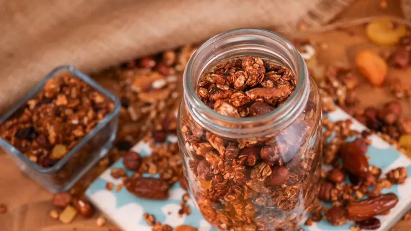 Finomabb és olcsóbb, mint a bolti: így készíts házi granolát