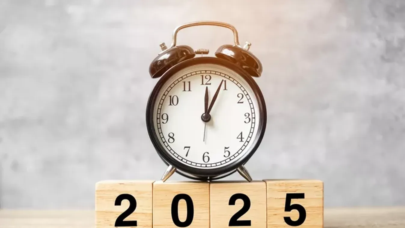 Óraátállítás 2025: ezen a napon állunk át a téli időszámításra