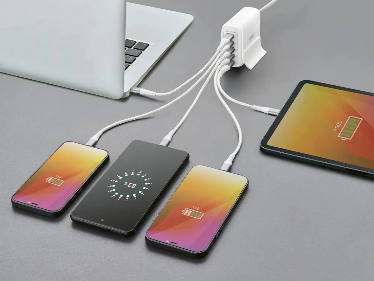 A Tronic® USB töltőállomás most mindössze 5 999 forintért lehet a tiéd