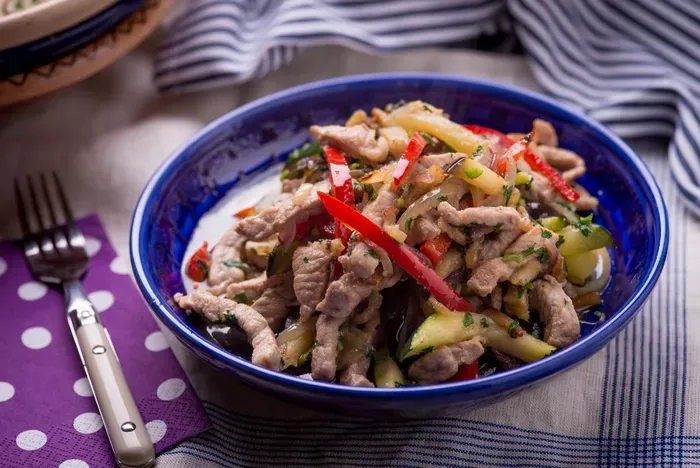 Sertéstokány füstölt szalonnával recept