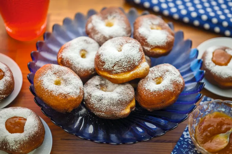 Pillekönnyű szalagos fánk