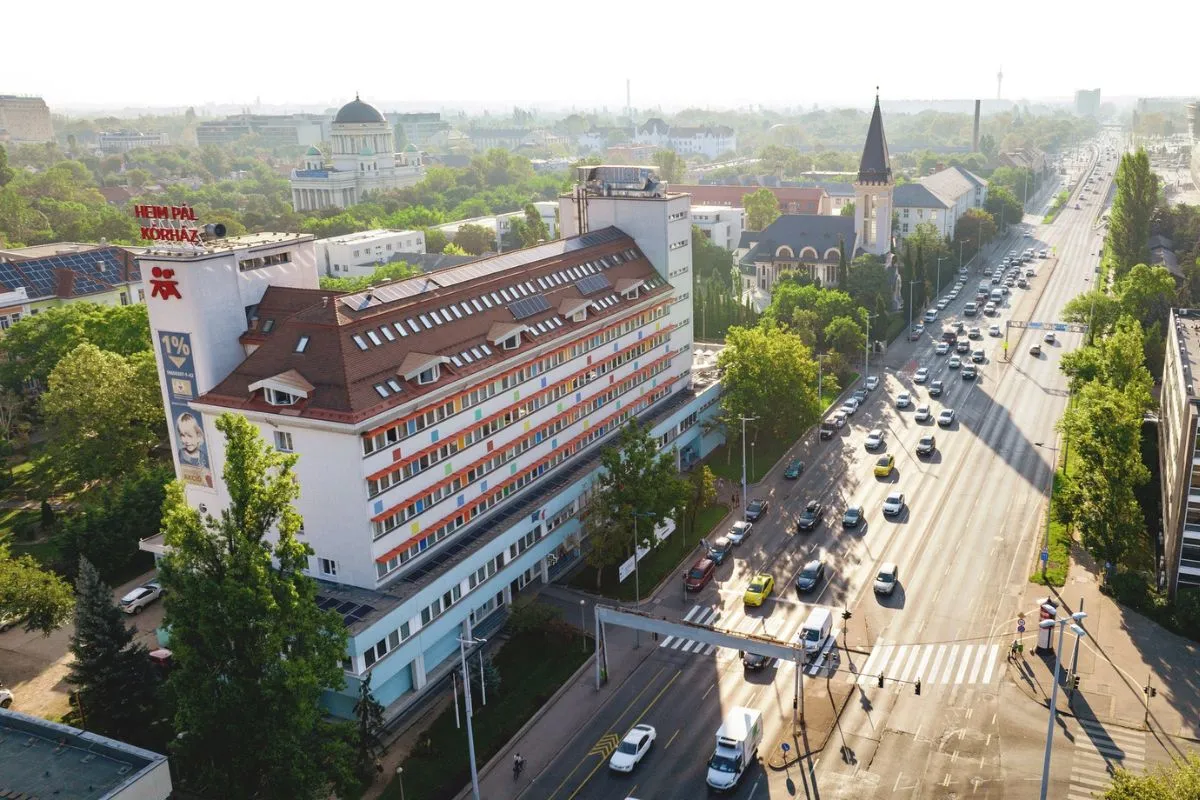 Tömeges ételmérgezés miatt 47 gyereket ápolnak kórházban