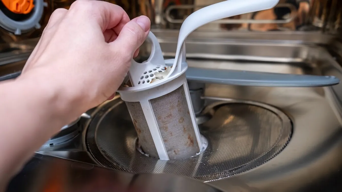 Ilyen egyszerűen tisztíthatod ki a mosogatógépet: nem kell hozzá drogériás termék