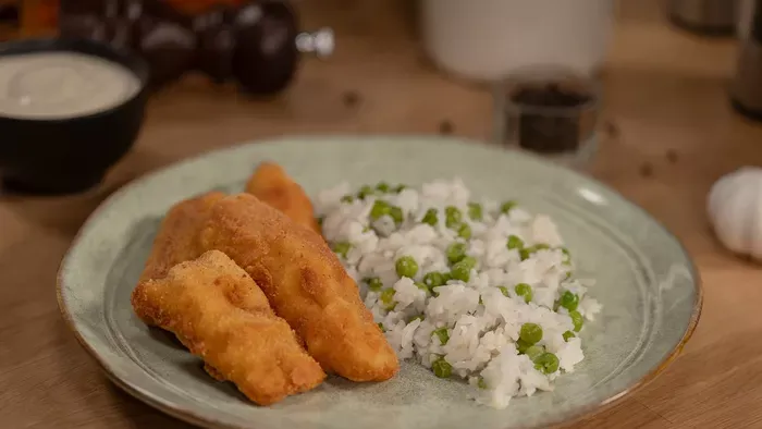 Házi halrudacska rizibizivel és tartármártással