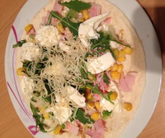 Nagyon sajtos töltött tortilla