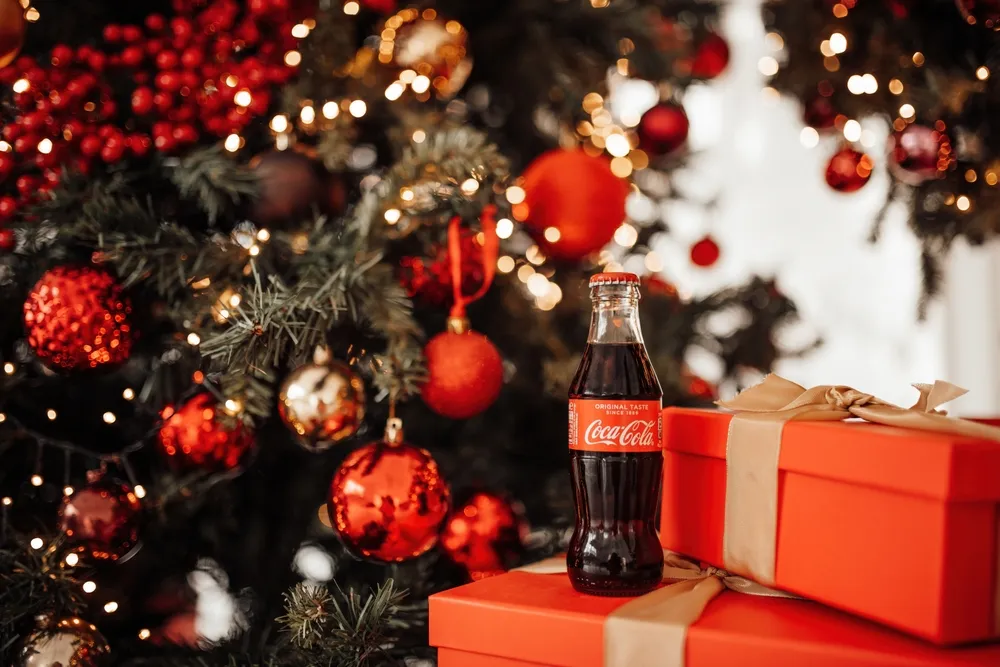 A Coca-Cola a Pepsi malmára hajtja a vizet a karácsonyi videójával?