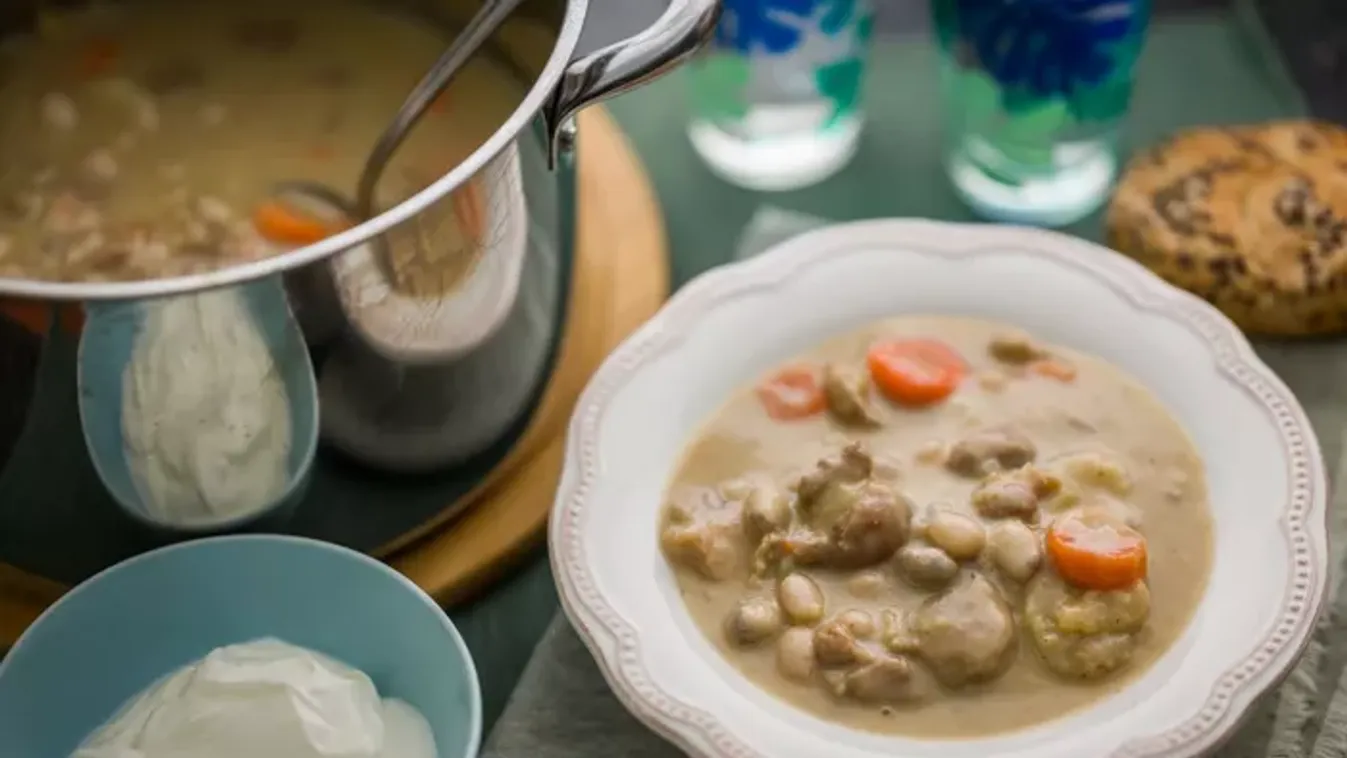 Csülkös bableves fejtett babból recept